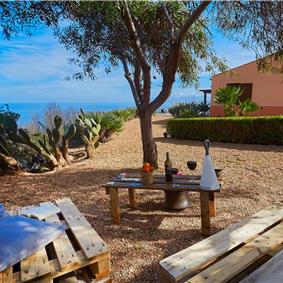 2 bedroom villa with infinity pool near Scopollo, sleeps 4